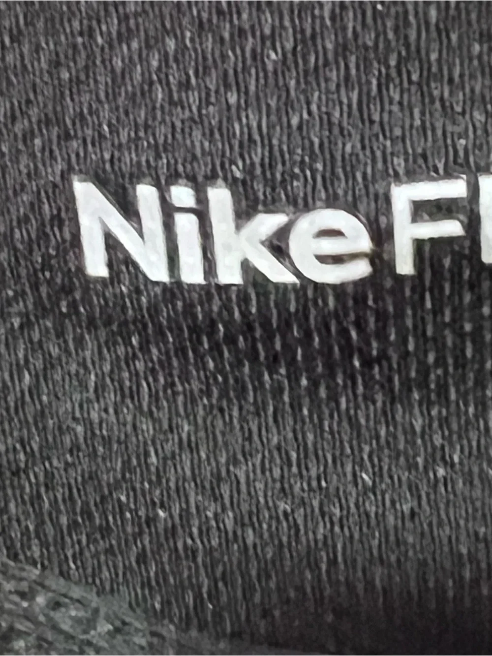 Nike Fit Dry Women’s Black Long Sleeve Athletic Top Size M NWOT